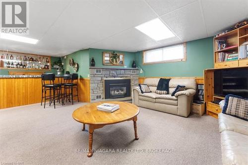 425 Bell Street, Port Colborne (875 - Killaly East), ON - Indoor With Fireplace