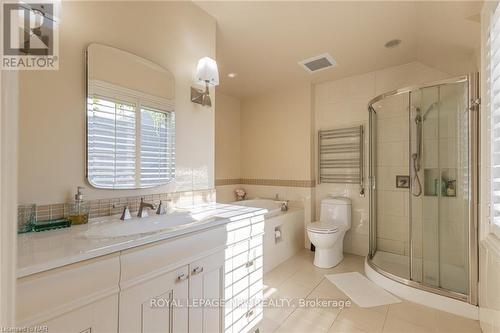 328 Niagara Boulevard, Niagara-On-The-Lake (101 - Town), ON - Indoor Photo Showing Bathroom