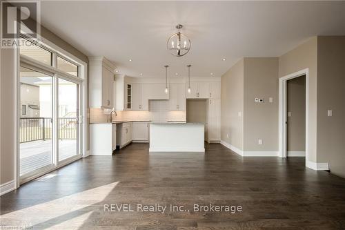 Lot 19 Anchor Road, Thorold (561 - Port Robinson), ON - Indoor Photo Showing Kitchen With Upgraded Kitchen