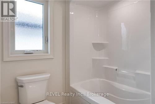 Lot 13 Anchor Road, Thorold (561 - Port Robinson), ON - Indoor Photo Showing Bathroom