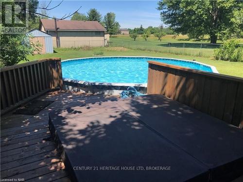 1193 Pettit Road, Fort Erie (334 - Crescent Park), ON - Outdoor With Above Ground Pool