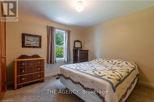 19 Verne Avenue, Welland (772 - Broadway), ON - Indoor Photo Showing Bedroom