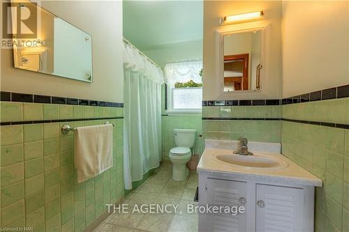 19 Verne Avenue, Welland (772 - Broadway), ON - Indoor Photo Showing Bathroom