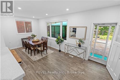 5707 Brookfield Avenue, Niagara Falls (215 - Hospital), ON - Indoor Photo Showing Dining Room