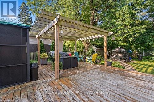 5707 Brookfield Avenue, Niagara Falls (215 - Hospital), ON - Outdoor With Deck Patio Veranda