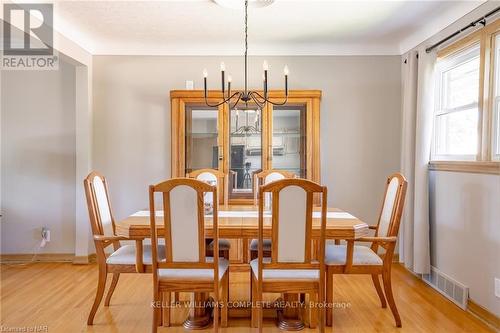 3 Grove Avenue, St. Catharines (455 - Secord Woods), ON - Indoor Photo Showing Dining Room