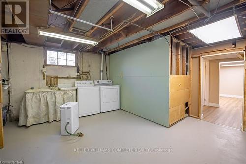 3 Grove Avenue, St. Catharines (455 - Secord Woods), ON - Indoor Photo Showing Laundry Room