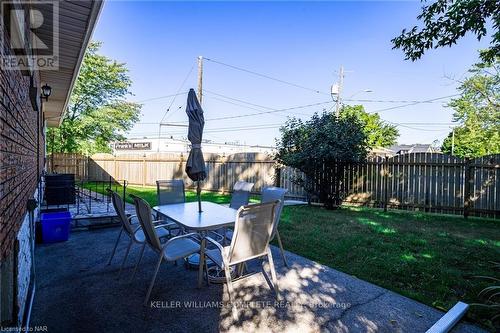 3 Grove Avenue, St. Catharines (455 - Secord Woods), ON - Outdoor