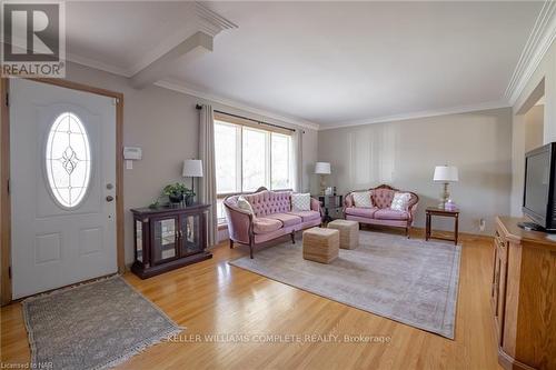 3 Grove Avenue, St. Catharines (455 - Secord Woods), ON - Indoor Photo Showing Living Room