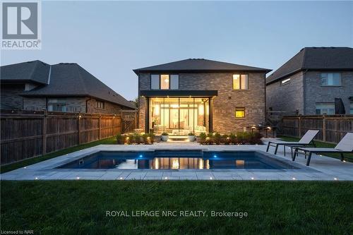 14 Tuscany Court, St. Catharines (453 - Grapeview), ON - Outdoor With In Ground Pool