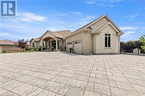 63 Tanbark Road, Niagara-On-The-Lake (105 - St. Davids), ON - Outdoor