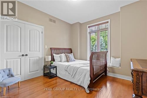 63 Tanbark Road, Niagara-On-The-Lake (105 - St. Davids), ON - Indoor Photo Showing Bedroom