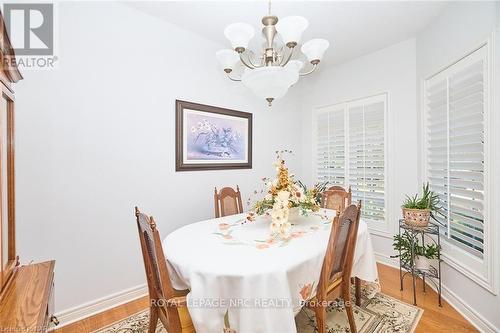 10 - 8142 Costabile Drive, Niagara Falls (213 - Ascot), ON - Indoor Photo Showing Dining Room