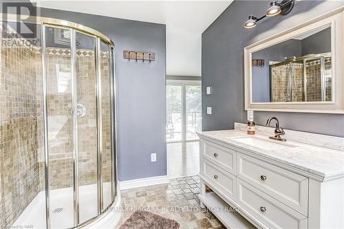 4905 Mapleview Crescent Crescent, Port Colborne (874 - Sherkston), ON - Indoor Photo Showing Bathroom