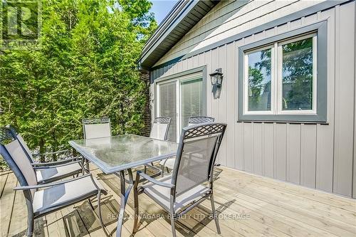 4905 Mapleview Crescent Crescent, Port Colborne (874 - Sherkston), ON - Outdoor With Deck Patio Veranda With Exterior