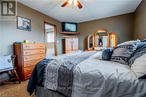 19 Windle Village Crescent, Thorold (556 - Allanburg/Thorold South), ON - Indoor Photo Showing Bedroom