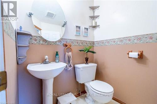 19 Windle Village Crescent, Thorold (556 - Allanburg/Thorold South), ON - Indoor Photo Showing Bathroom