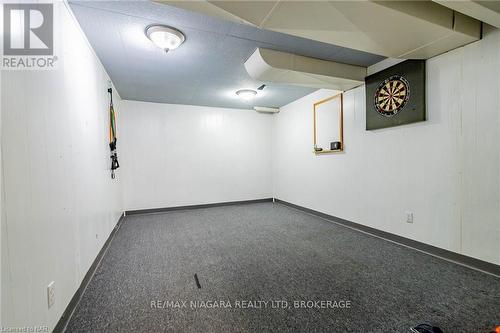 16 Royal Manor Drive, St. Catharines (444 - Carlton/Bunting), ON - Indoor Photo Showing Other Room