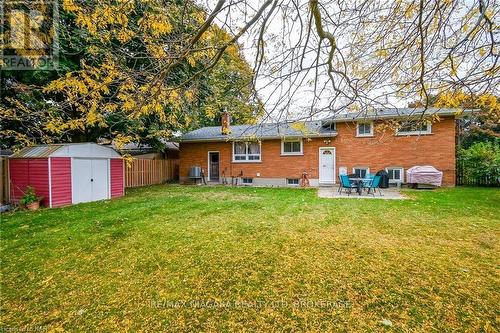 16 Royal Manor Drive, St. Catharines (444 - Carlton/Bunting), ON - Outdoor