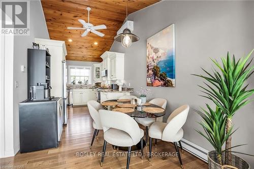 3711 Crystal Beach Drive, Fort Erie (337 - Crystal Beach), ON - Indoor Photo Showing Dining Room