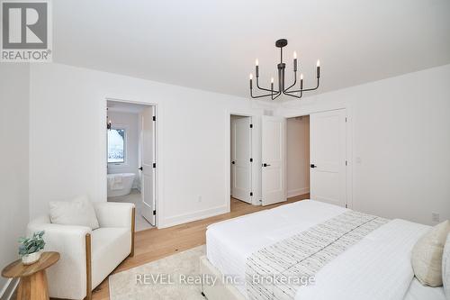 3459 East Main Street, Fort Erie (328 - Stevensville), ON - Indoor Photo Showing Bedroom