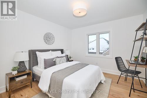 3459 East Main Street, Fort Erie (328 - Stevensville), ON - Indoor Photo Showing Bedroom