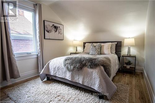 56 Chaplin Avenue, St. Catharines (451 - Downtown), ON - Indoor Photo Showing Bedroom