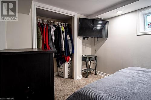 56 Chaplin Avenue, St. Catharines (451 - Downtown), ON - Indoor Photo Showing Bedroom