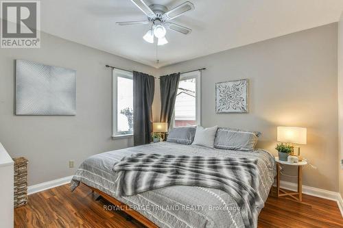 201 Elliott Street, London, ON - Indoor Photo Showing Bedroom