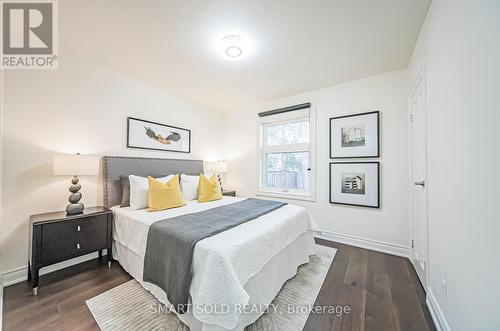 47 Rockport Crescent, Richmond Hill, ON - Indoor Photo Showing Bedroom