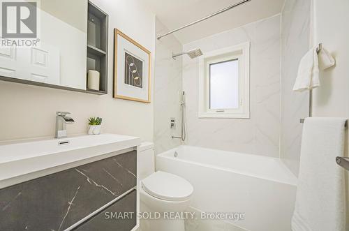 47 Rockport Crescent, Richmond Hill, ON - Indoor Photo Showing Bathroom