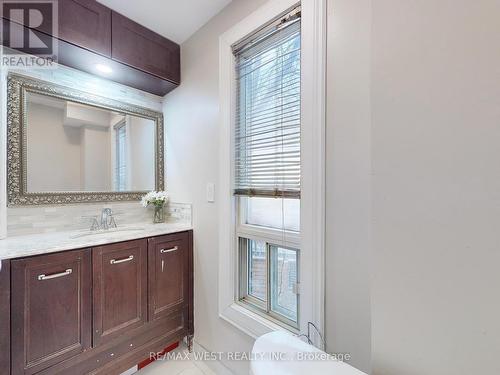 47 Lindner Street, Toronto, ON - Indoor Photo Showing Bathroom