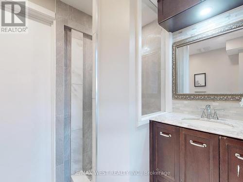 47 Lindner Street, Toronto, ON - Indoor Photo Showing Bathroom