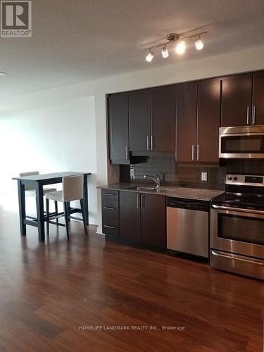 3813 - 33 Bay Street, Toronto, ON - Indoor Photo Showing Kitchen