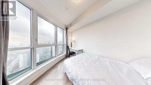 3418 - 585 Bloor Street E, Toronto, ON - Indoor Photo Showing Bedroom