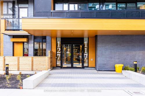 705 N - 117 Broadway Avenue, Toronto, ON - Outdoor With Balcony With Facade