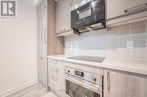 504 - 38 Simcoe Promenade, Markham, ON - Indoor Photo Showing Kitchen