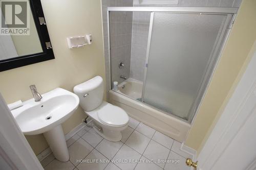 (Bsmt) - 62 Toporowski Avenue, Richmond Hill, ON - Indoor Photo Showing Bathroom