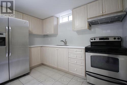 (Bsmt) - 62 Toporowski Avenue, Richmond Hill, ON - Indoor Photo Showing Kitchen