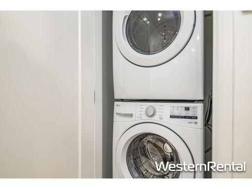 1401 8551 201 Street, Langley, BC - Indoor Photo Showing Laundry Room