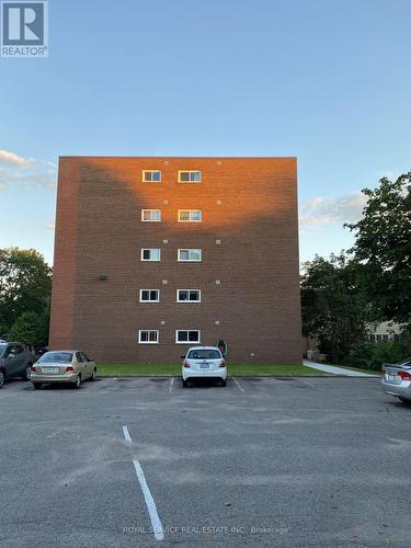 14 - 230 King Street E, Cobourg, ON - Outdoor