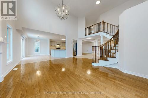 18 Benjamin Lane, Barrie, ON - Indoor Photo Showing Other Room With Fireplace