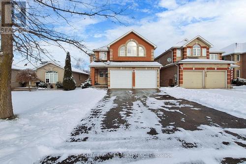 18 Benjamin Lane, Barrie, ON - Outdoor With Facade