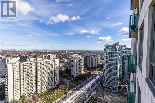 3301 - 208 Enfield Place, Mississauga, ON - Outdoor With View