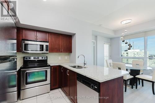 3301 - 208 Enfield Place, Mississauga, ON - Indoor Photo Showing Kitchen With Stainless Steel Kitchen With Double Sink With Upgraded Kitchen