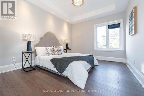 430 Stanfield Drive, Oakville, ON - Indoor Photo Showing Bedroom