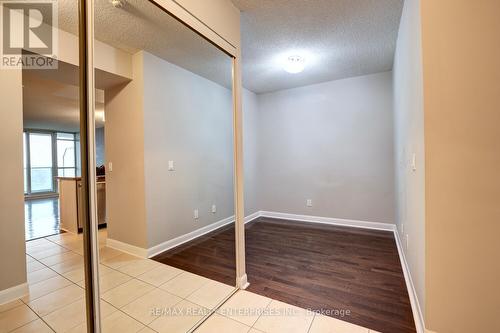 1001 - 225 Sherway Gardens Road, Toronto, ON - Indoor Photo Showing Other Room