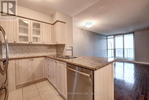 1001 - 225 Sherway Gardens Road, Toronto, ON - Indoor Photo Showing Kitchen With Double Sink