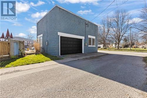 34 Queens Circle, Fort Erie (337 - Crystal Beach), ON 