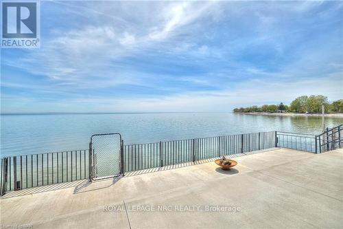 11851 Lakeshore Road, Wainfleet (880 - Lakeshore), ON - Outdoor With Body Of Water With View